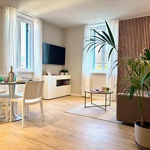  Apartment Betteloni