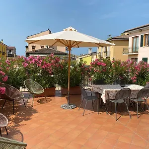  Apartment La Casa Di Mimi